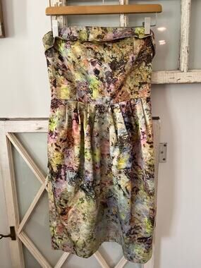 Anthropologie McGinn size 6 strapless dress Cooling Magma